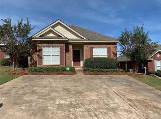 91 Ridgeview Dr, Millbrook, AL 36054