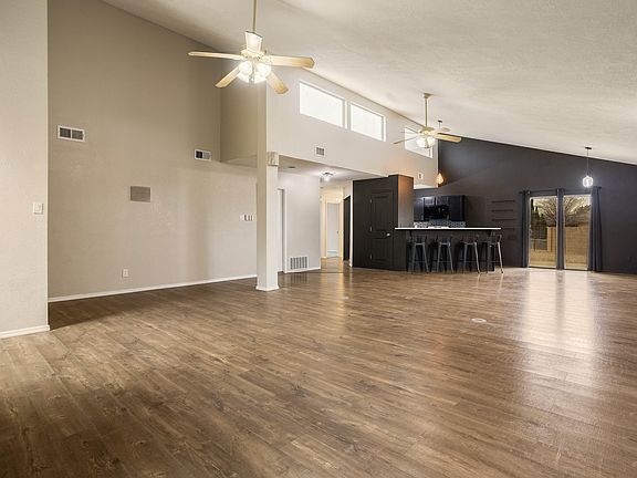 3rd image of 6317 Kearney Trl NW