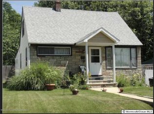 342 Riverdale Dr, Keyport, NJ 07735