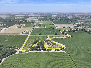 9415 21 1/2 Ave, Lemoore, CA 93245