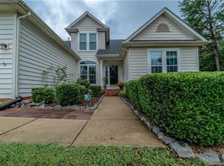 8627 Brookgreen Dr, Mint Hill, NC 28227
