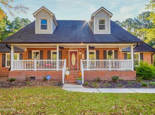 205 N Ridge Rd, New Bern, NC 28560