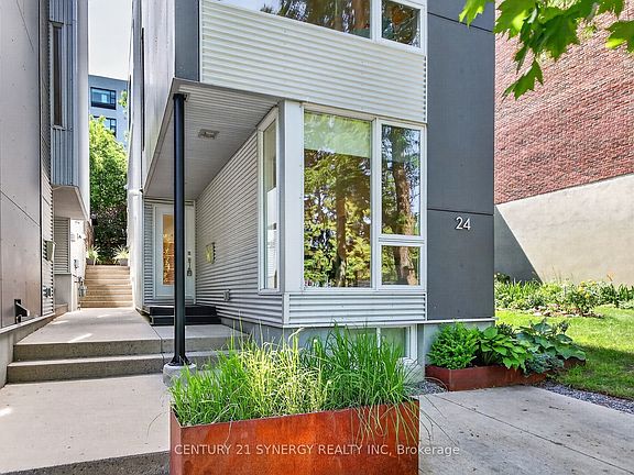 3rd image of 24 Stonehurst Ave