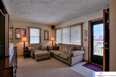 5th image of 6937 Pinkney St
