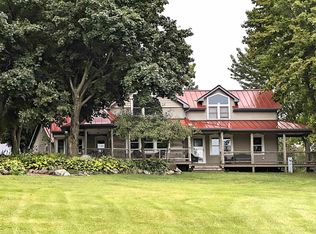 8122 Morrison Rd, Greenleaf, WI 54126