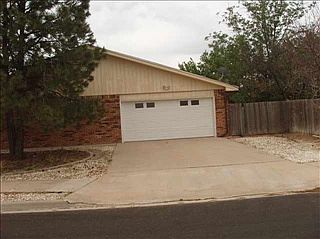 3rd image of 1404 Hall Dr