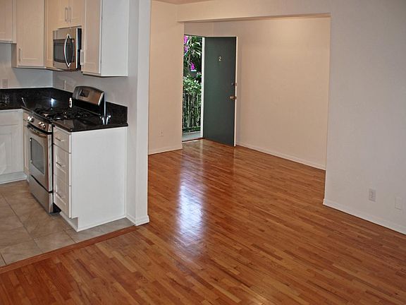 Santa Monica, hardwood floors, granite counters