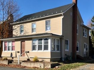 9 Hahn St, Washington, NJ 07882