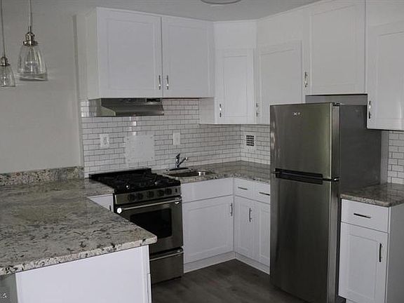 3rd image of 6621 Wakefield Dr APT 204