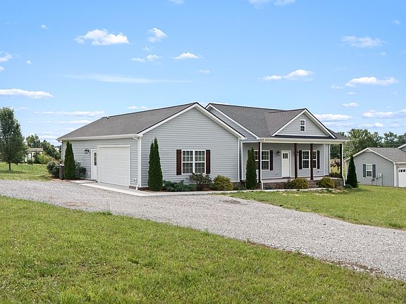4th image of 148 Oak Tree Dr