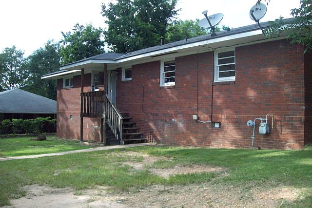 2nd image of 3554 Ida Dr