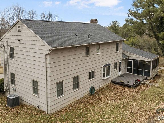 3rd image of 32 Macmath Drive