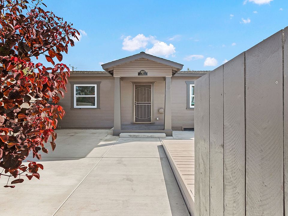 1st image of 4661 Larkspur St