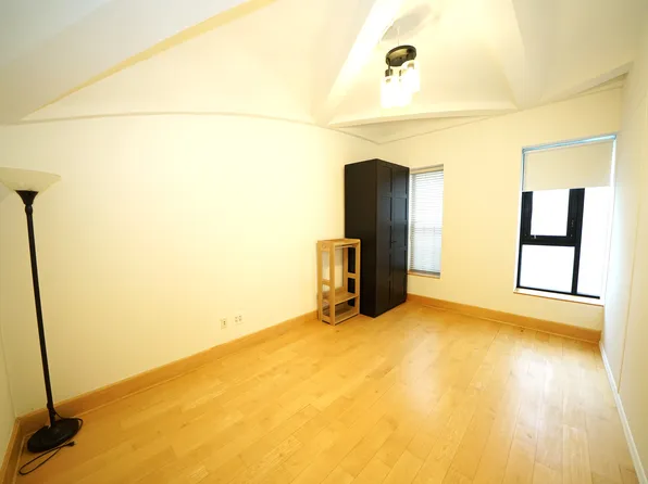 142 East 39th Street image 5 of 6