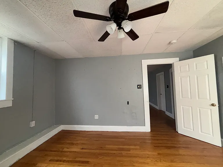 717 Mill St #2 — Photo 4