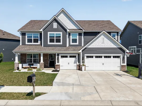 15948 Black Willow Ln, Fishers, IN 46040