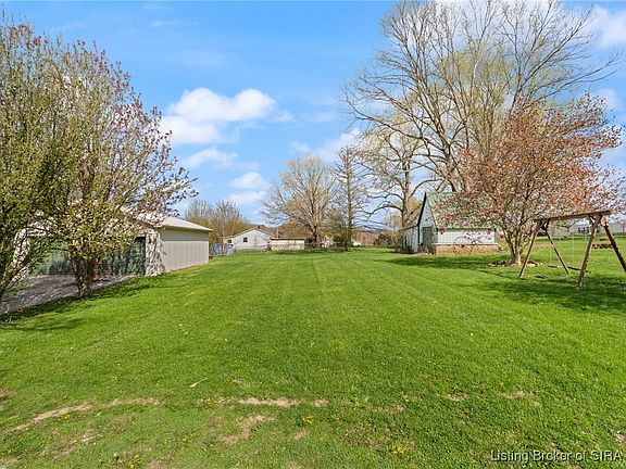 2nd image of 4985 Wetzel Drive NW
