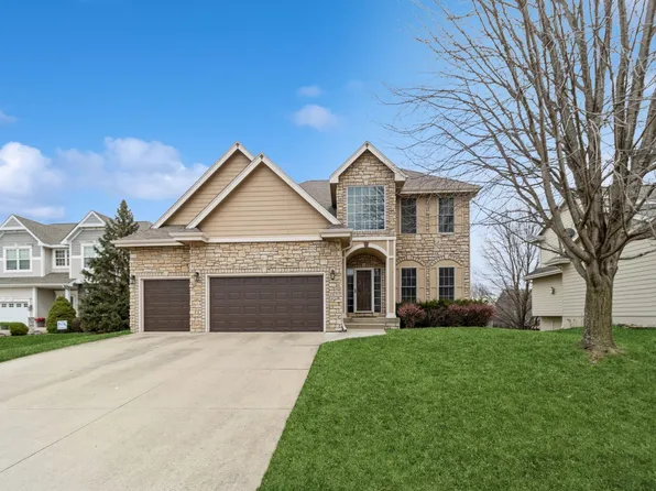 2811 148th St, Urbandale, IA 50323