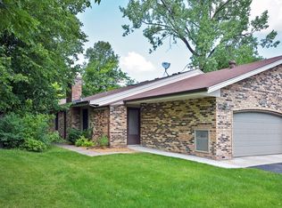 14910 18th Ave N, Plymouth, MN 55447