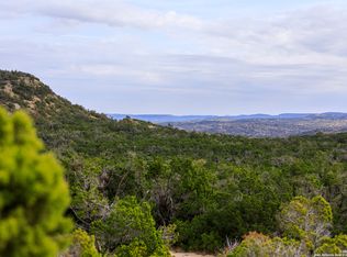 112 Itz Kast Rd, Fredericksburg, TX 78624