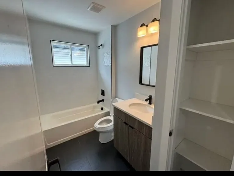 759 Seaport Dr — Photo 5