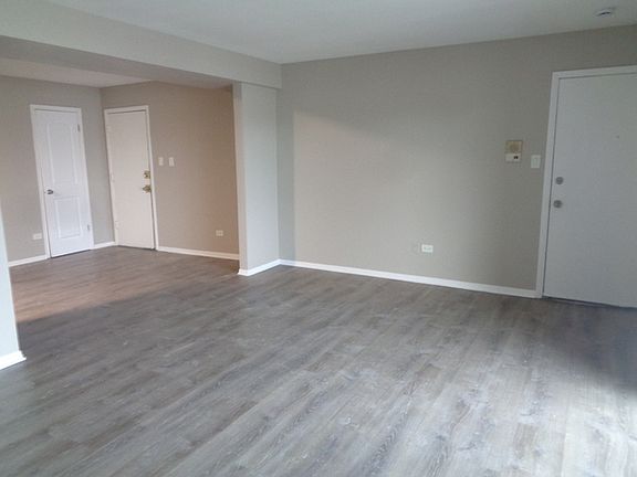 3rd image of 9729 Ridgeland Ave APT 102C