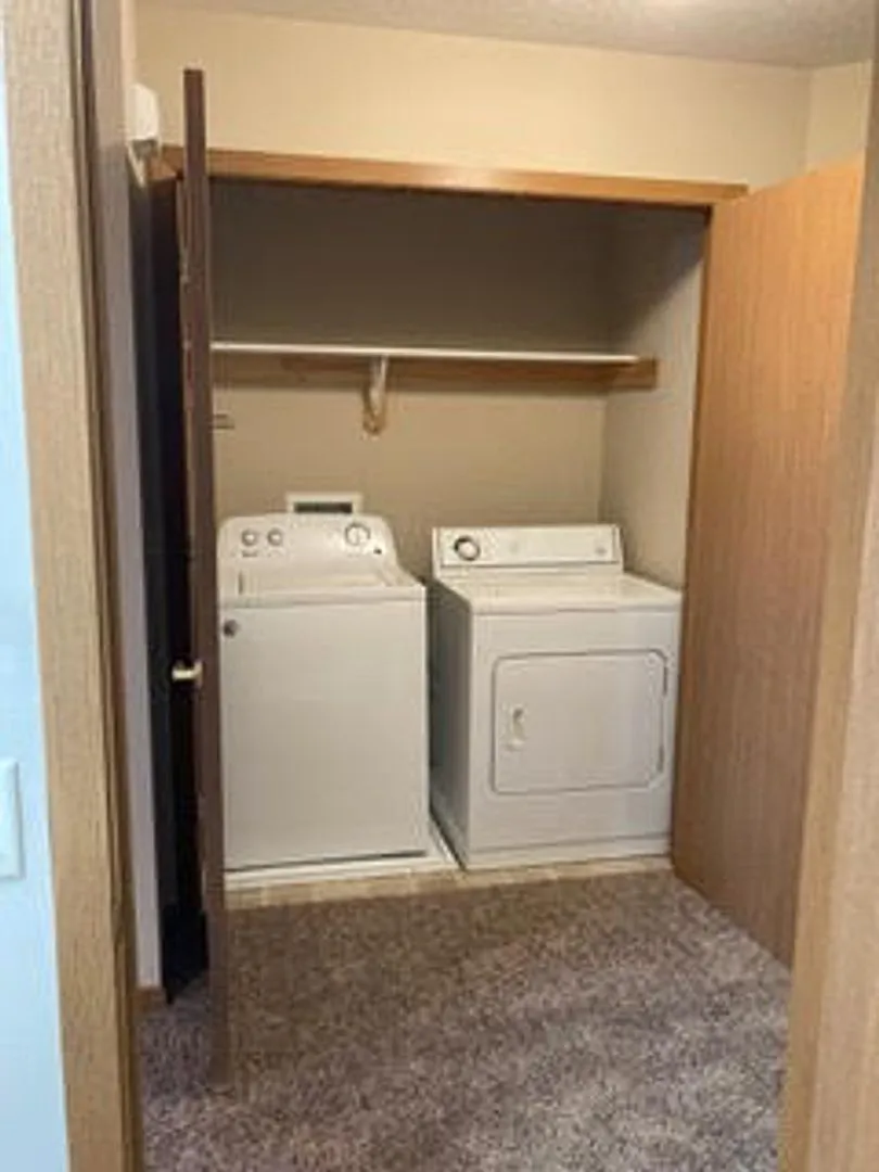 Green Ridge Apartments — Photo 4