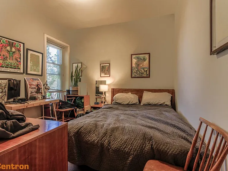 2135 Sacramento St #22 — Photo 7