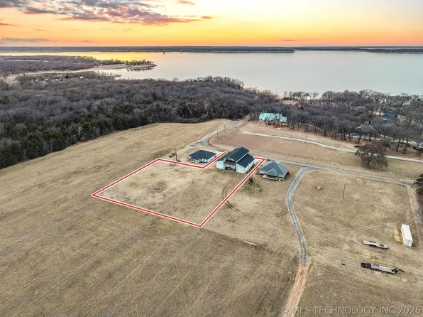 267 Long Beach Dr, Cartwright, OK 74731