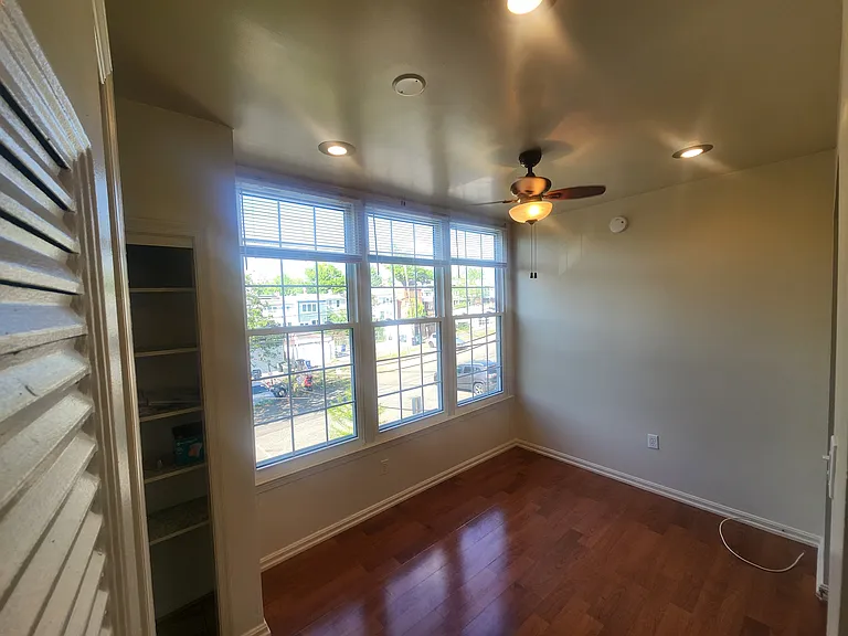 953 Randolph St NW #D — Photo 11