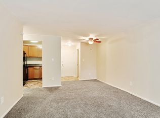 1010 9th St #102, Golden, CO 80401