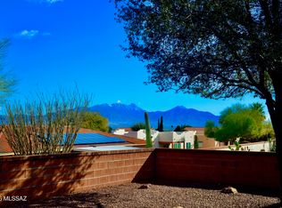 166 N Wellspring Dr, Green Valley, AZ 85614