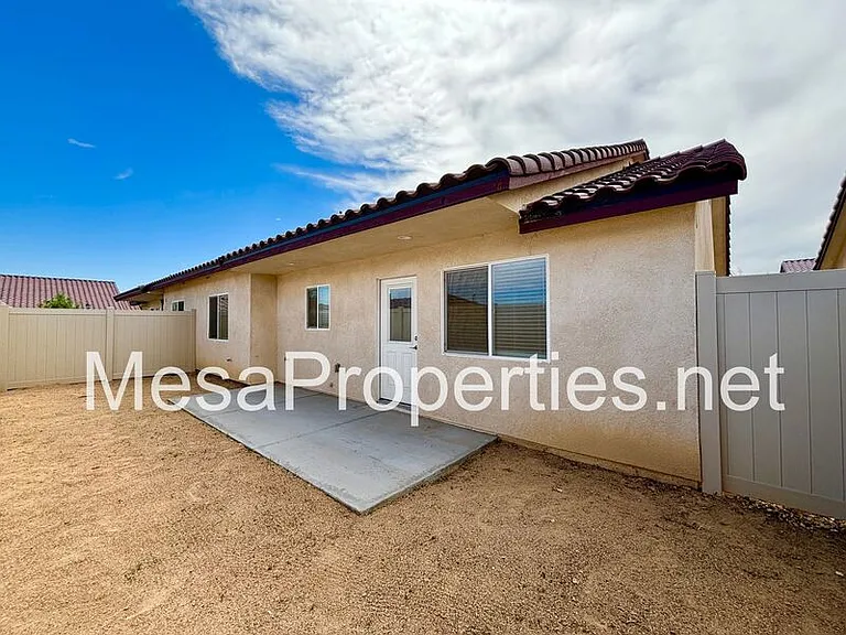 9550 Tamarisk Ave #128 — Photo 7