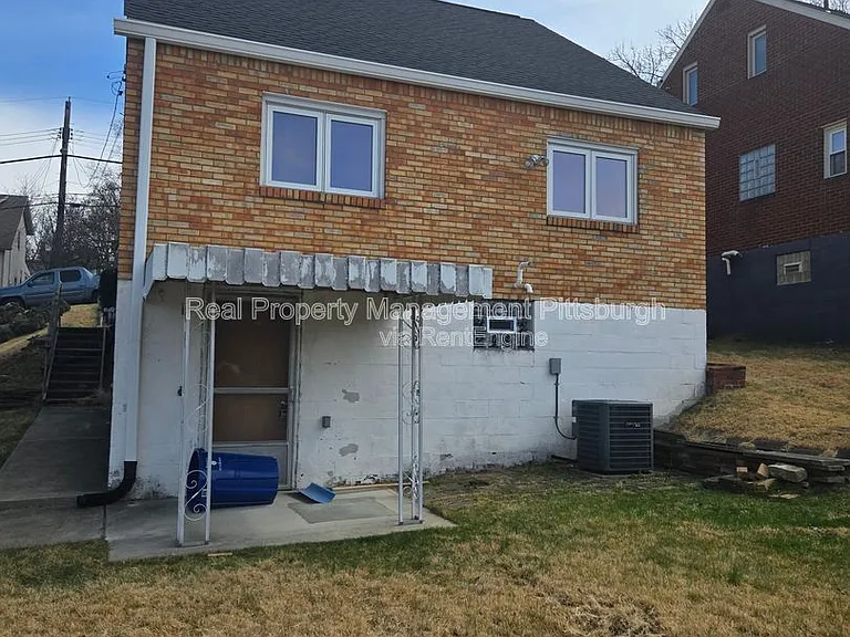 4744 Lougean Ave — Photo 19
