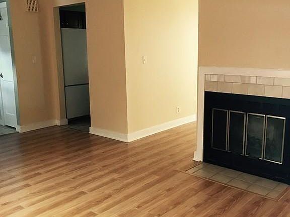 3rd image of 110 Dean St Unit 64