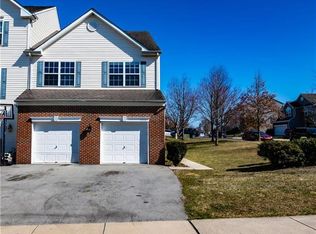 5519 Spring Ridge Dr W, Macungie, PA 18062