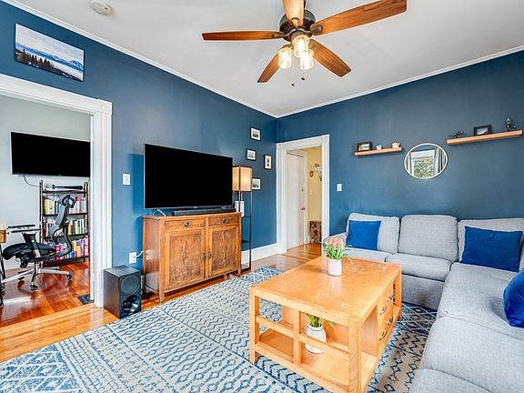3rd image of 6 Pinedale Rd #1