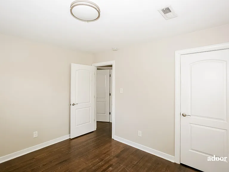 2926 Lasalle St — Photo 11