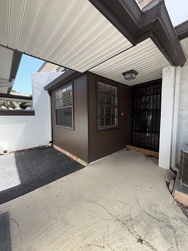 255 Paradise Blvd #10 Photo 1