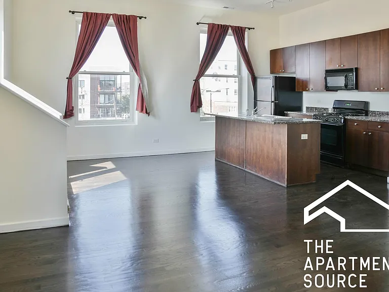 2401 W North Ave #303 — Photo 5