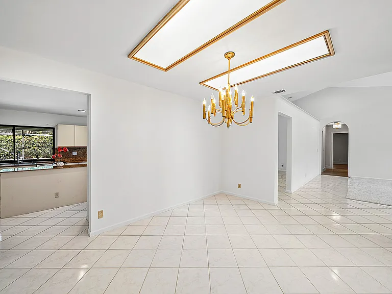 6005 Buena Vista Ct — Photo 36