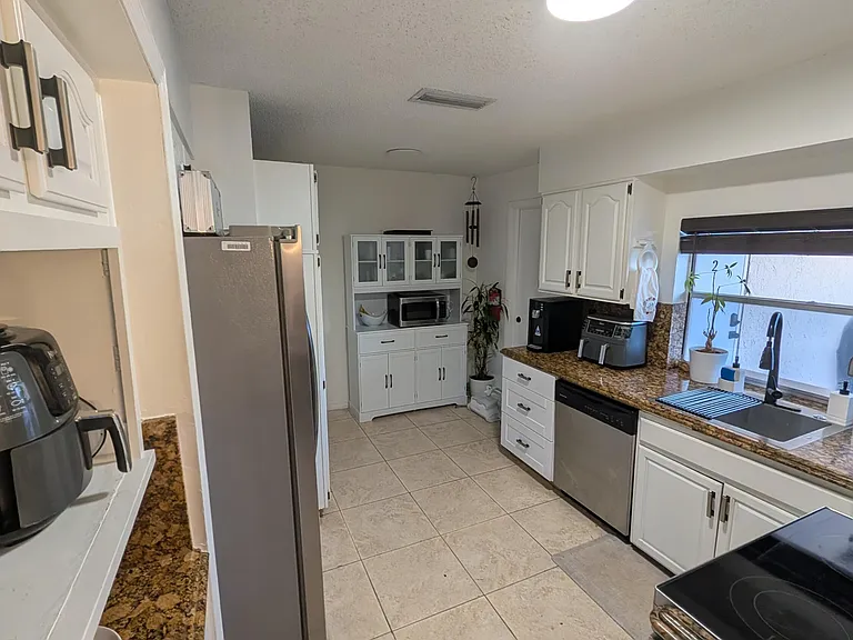 11640 NW 32nd Mnr — Photo 15