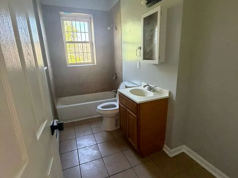634 Martin Luther King Blvd #32 — Photo 5