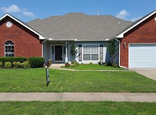 2421 N 15th St, Broken Arrow, OK 74012