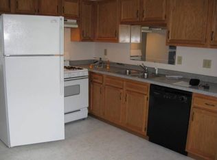 1013 Harlem Rd, Machesney Park, IL 61115