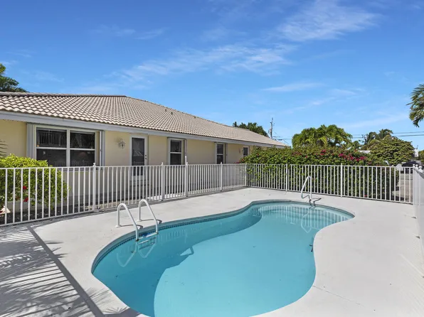 130 9th St, Key Colony Beach, FL 33051
