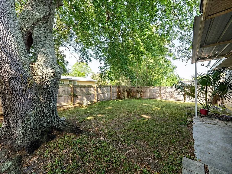 14644 SW 35th Terrace Rd — Photo 20