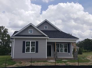 4600 Lake Forest Dr N, Wilson, NC 27896