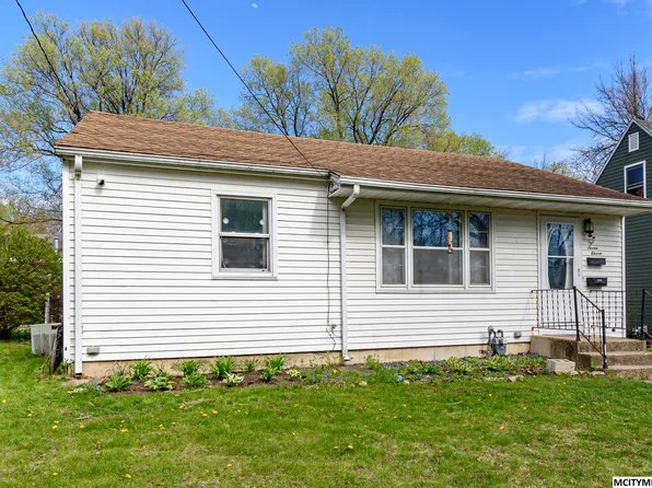 711 N Van Buren Ave, Mason City, IA 50401