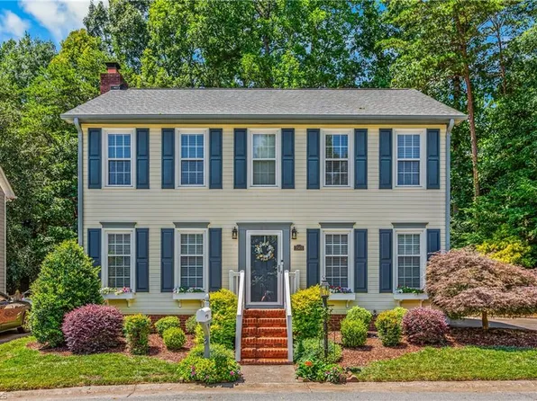 2901 Bradenton Dr, Winston Salem, NC 27103